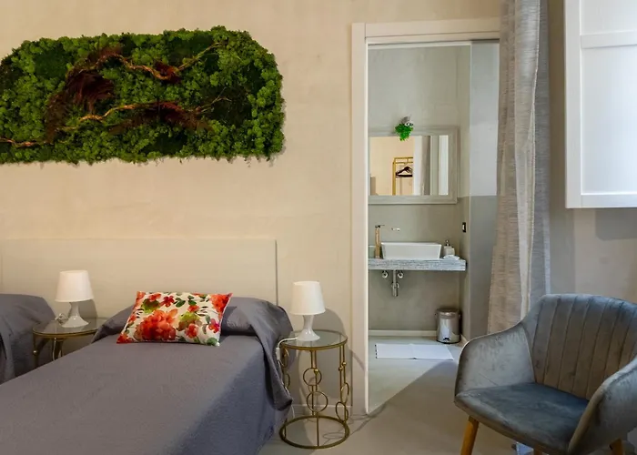 Flower Rooms Cagliari